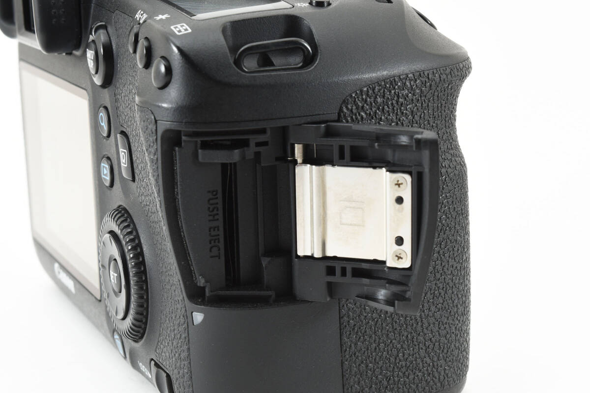 【良品】 Canon キャノン EOS 6D デジタル一眼レフカメラ ボディ 動作確認済み #1593の画像8