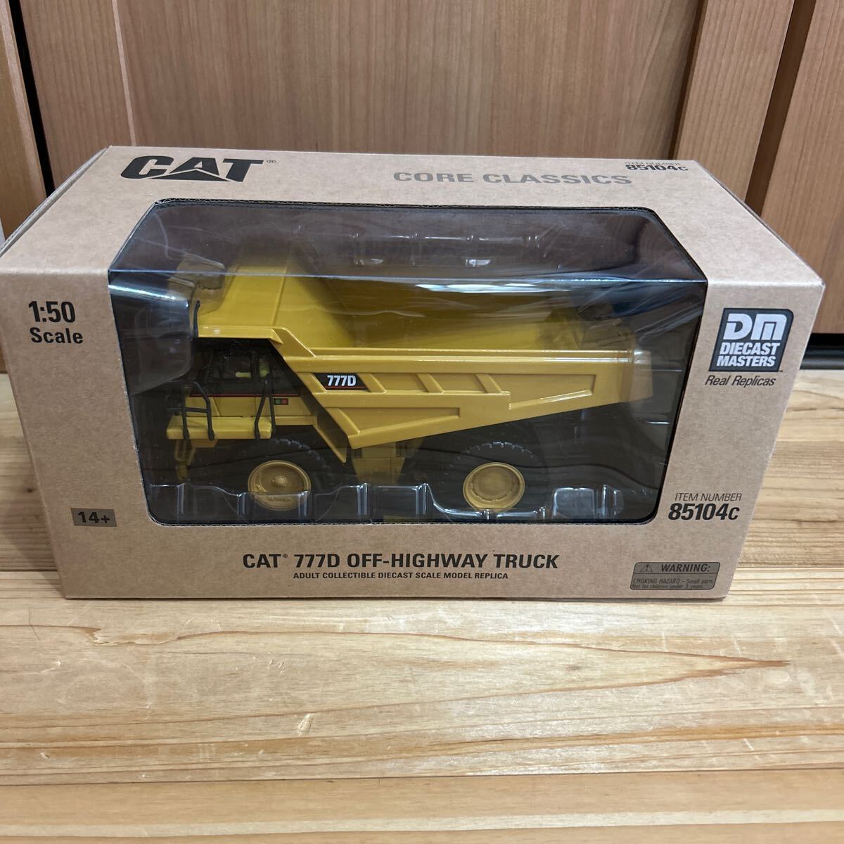 CAT CORECLASSICS 85104C 1/50スケール 777D ダンプ ハイウェイトラック