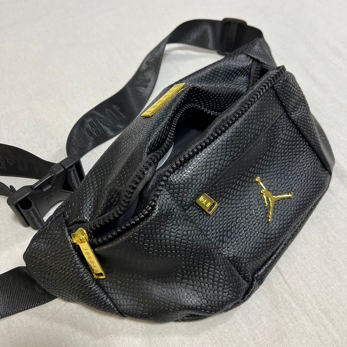 新品 ナイキ Nike ジョーダン ウエストポーチ ボディバッグ 