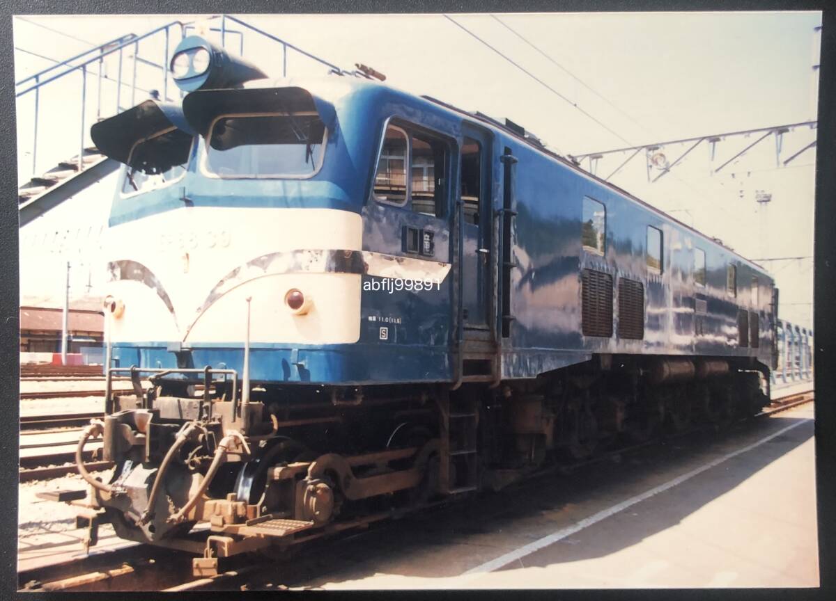EF58 電気機関車の写真４枚（EF58 39/EF58 44/EF58 141/EF58 99?/レトロ/JUNK）_画像9