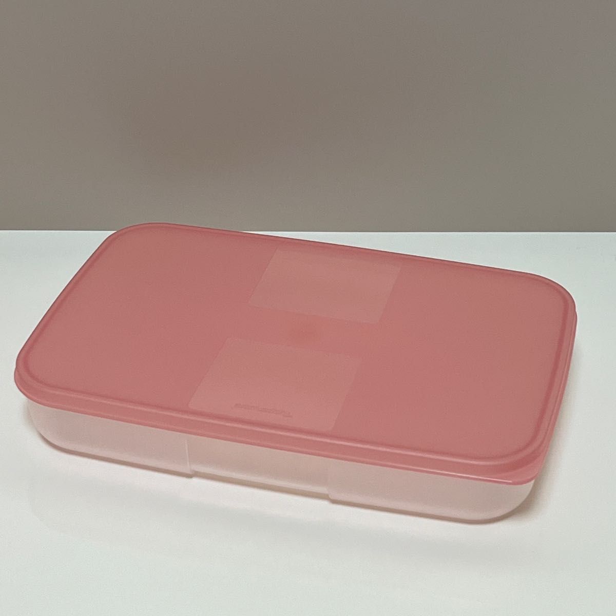 タッパーウェア フリーザーメイト ジェントルピンク Tupperware タッパーウェア フリーザーメイト ジェントルピンク Tupperware