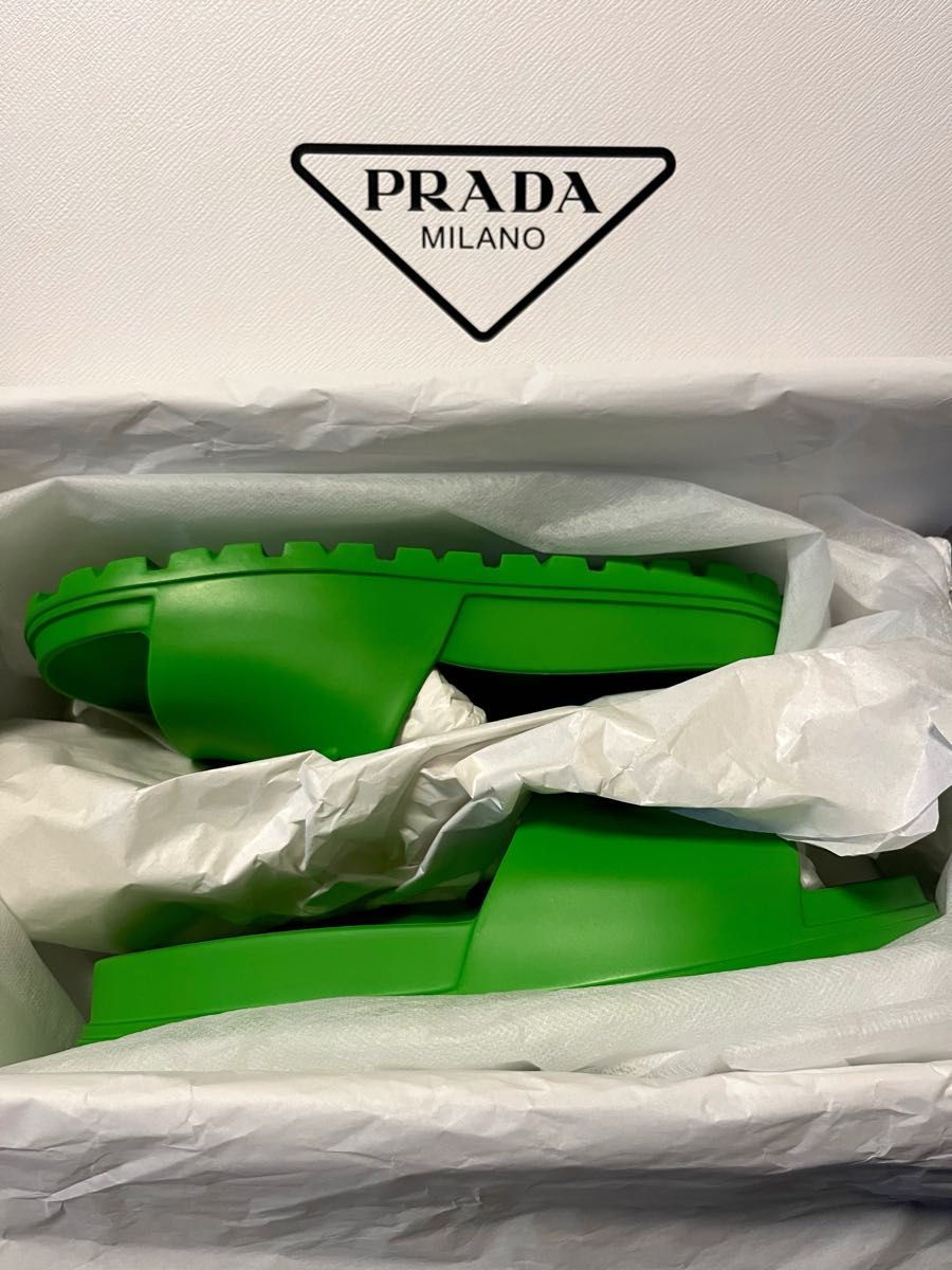 【新品】PRADAプラダ　ラバースライドサンダル　サイズ6/25㎝