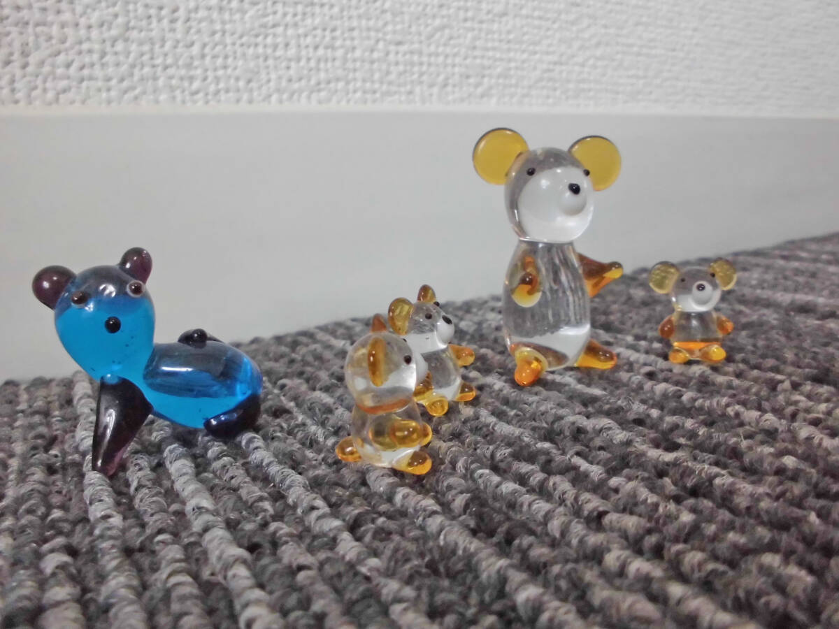 かわいいガラス細工 動物小物 くまの親子&? 5匹セット_画像1