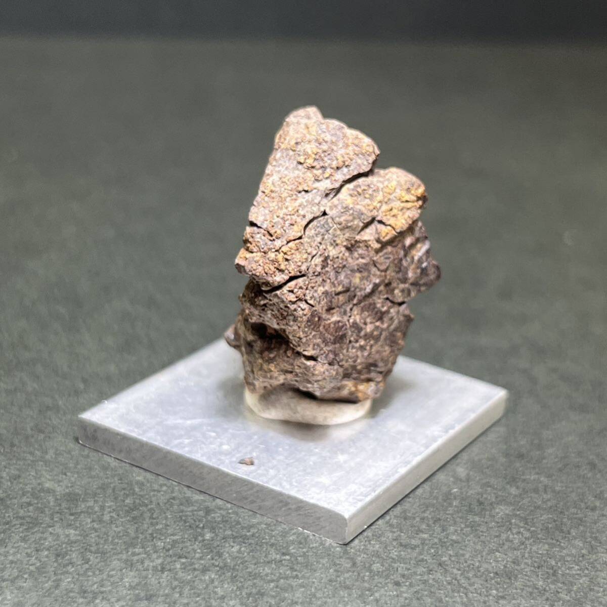  редкий *va cam L ta метеорит камень металлический метеорит mesositela трубочник teo свет метеорит магазин meteor s*240522