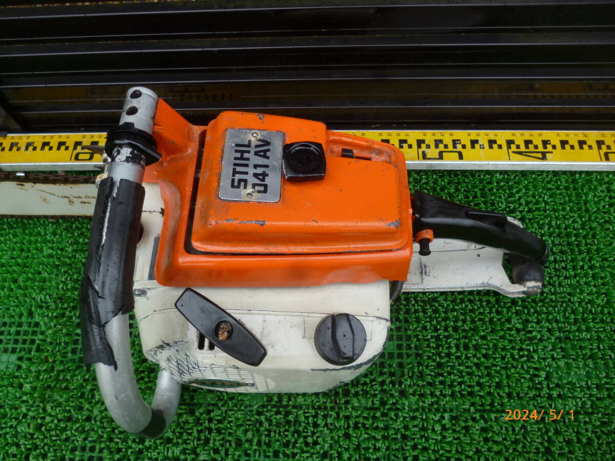 スチール STIHL 041AV エンジンチェーンソー 切断機 チェーンソー ガソリン 混合 有効刃50cm位 【ジャンク品】 ( 041AVQ1 伊藤萬 _画像4