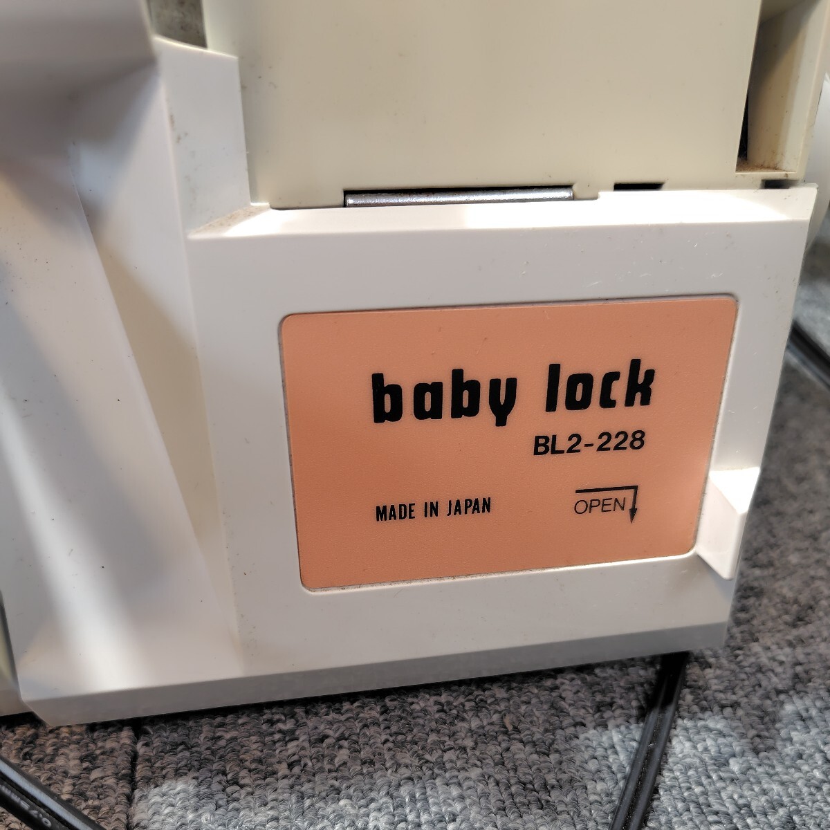 説明書ペダル付 JUKI ジューキ baby lock ベビーロック BL2-228 ロックミシン 本体 日本製 ハンドクラフト 裁縫 洋裁 手工芸 手芸 ミシン の画像2