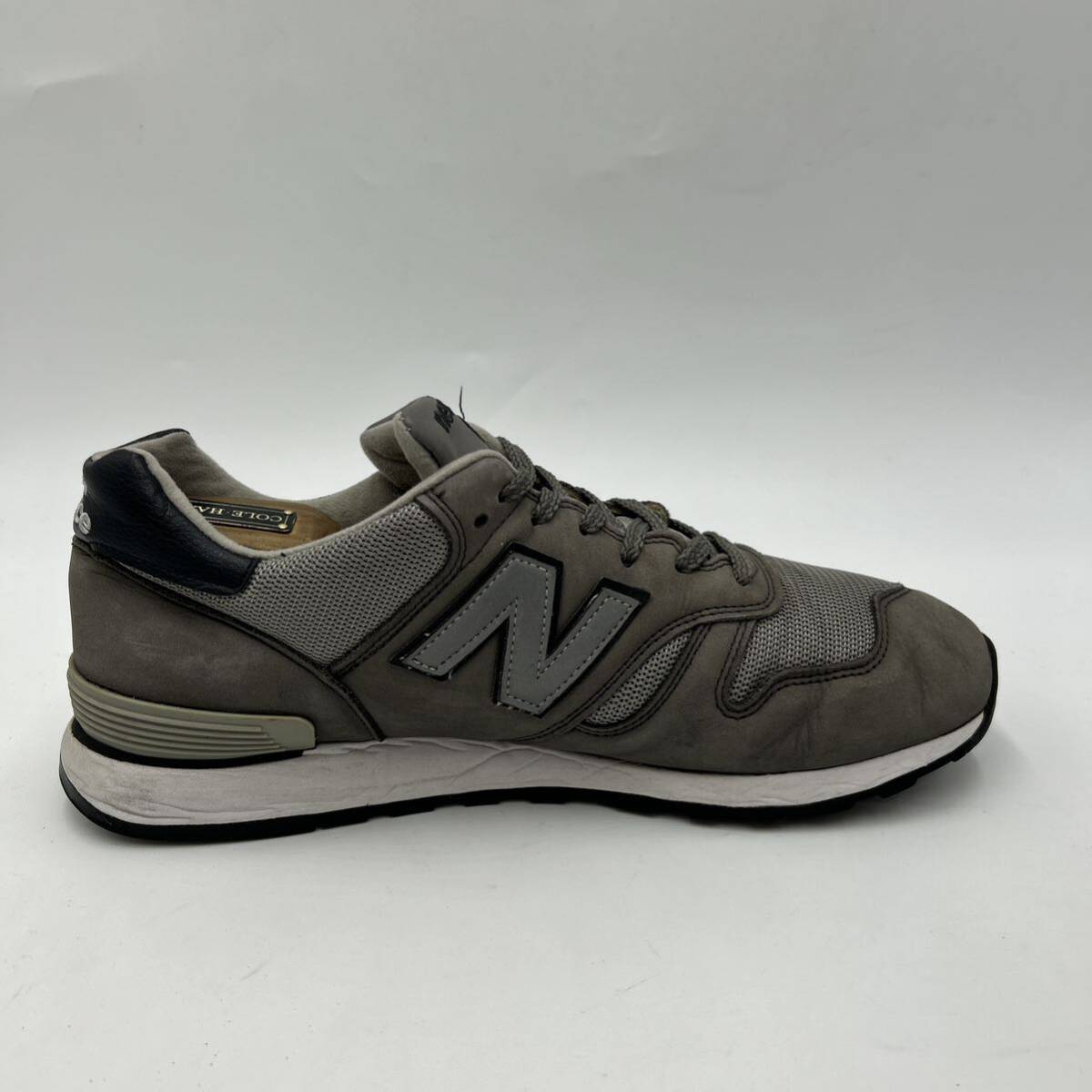 C ■ 英国製 '希少 入手困難' New Balance ニューバランス M670GNS メッシュ × SUEDE ローカット スニーカー UK9 28cm メンズ シューズ _画像5