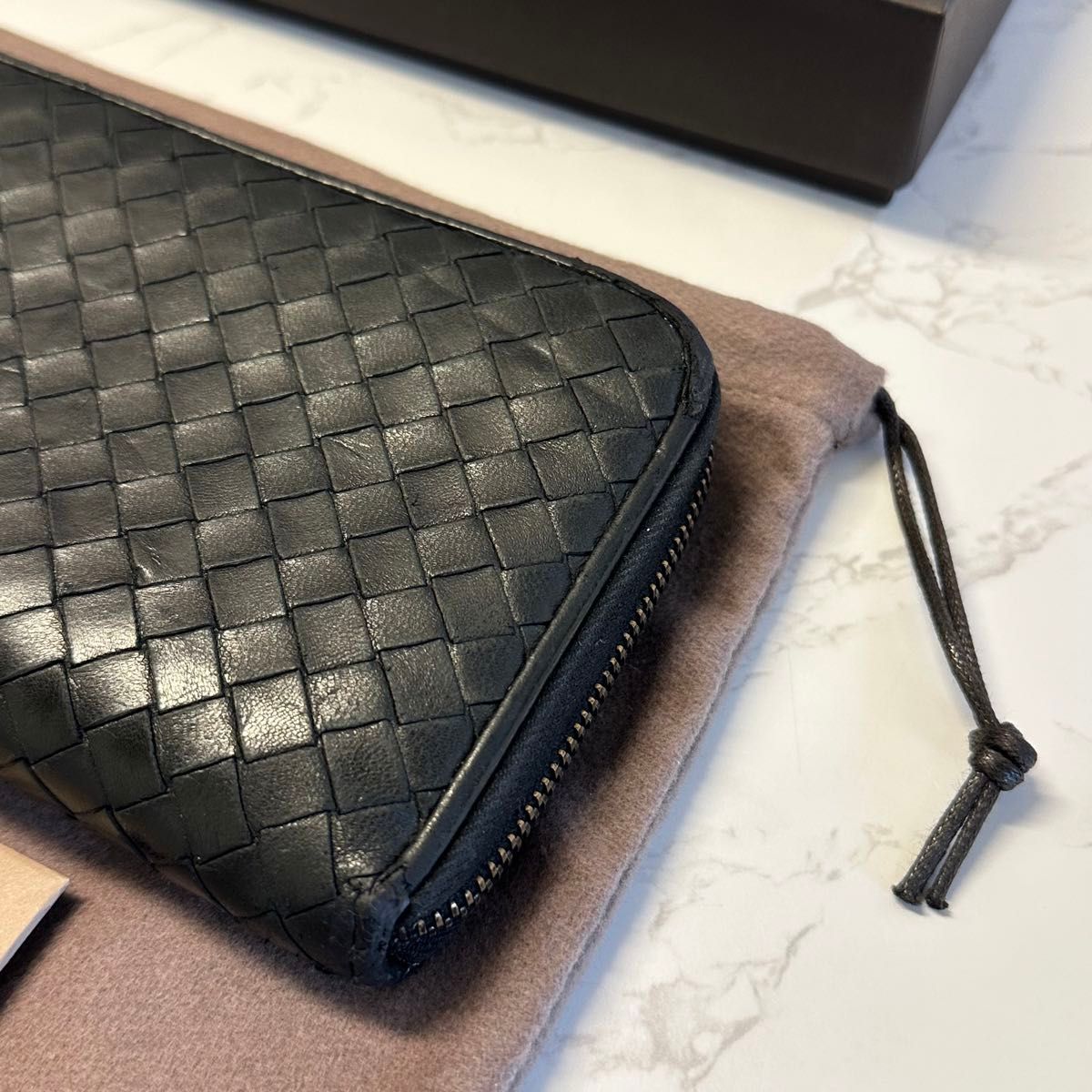 新品同様！ ボッテガヴェネタ BOTTEGA VENETA 財布 長財布 イントレチャート ラウンドファスナー