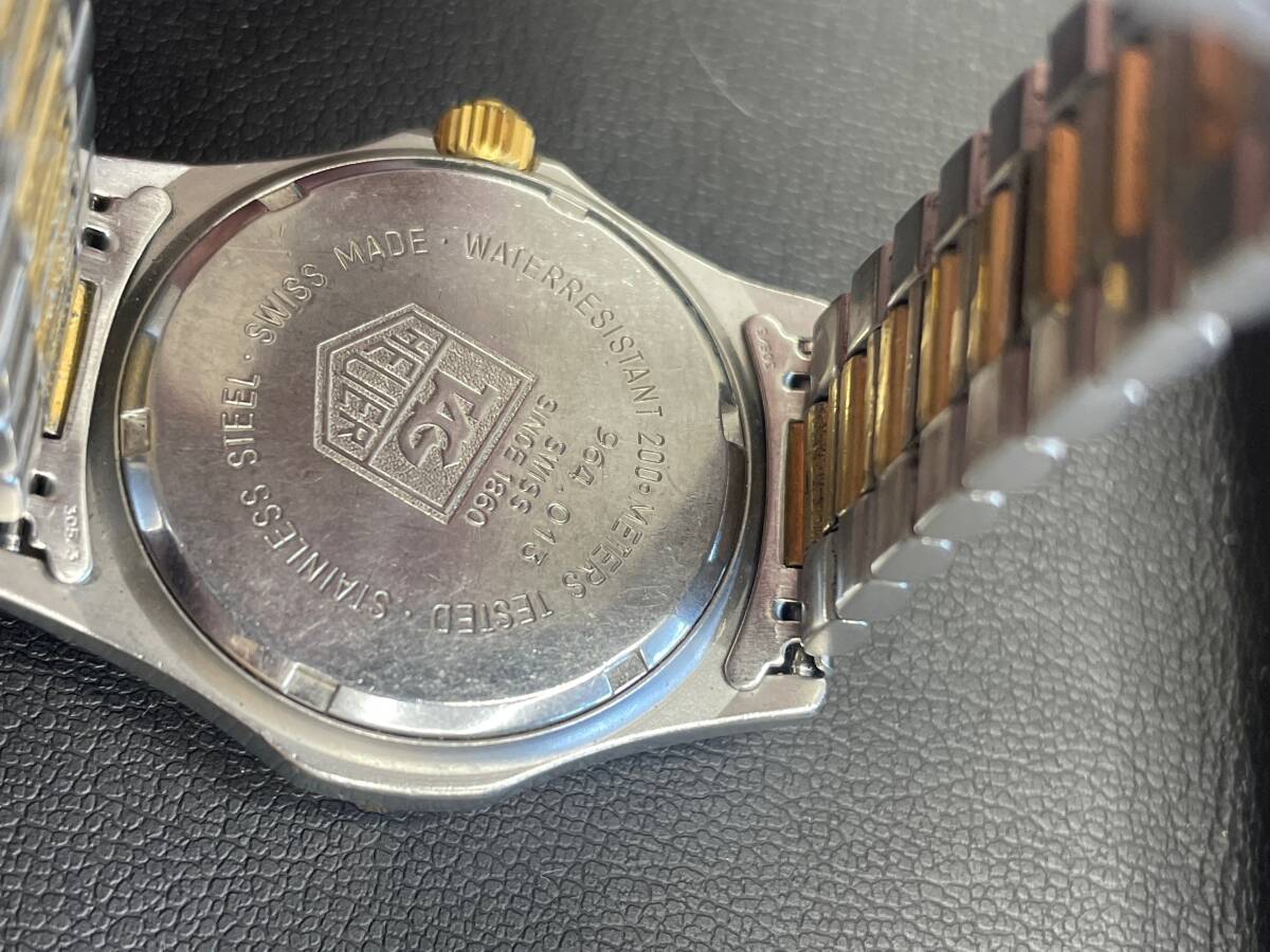 ☆396 タグホイヤー 964.013-2 QZ プロフェッショナル200M ゴールド文字盤 デイト メンズ腕時計 竜頭〇の画像4