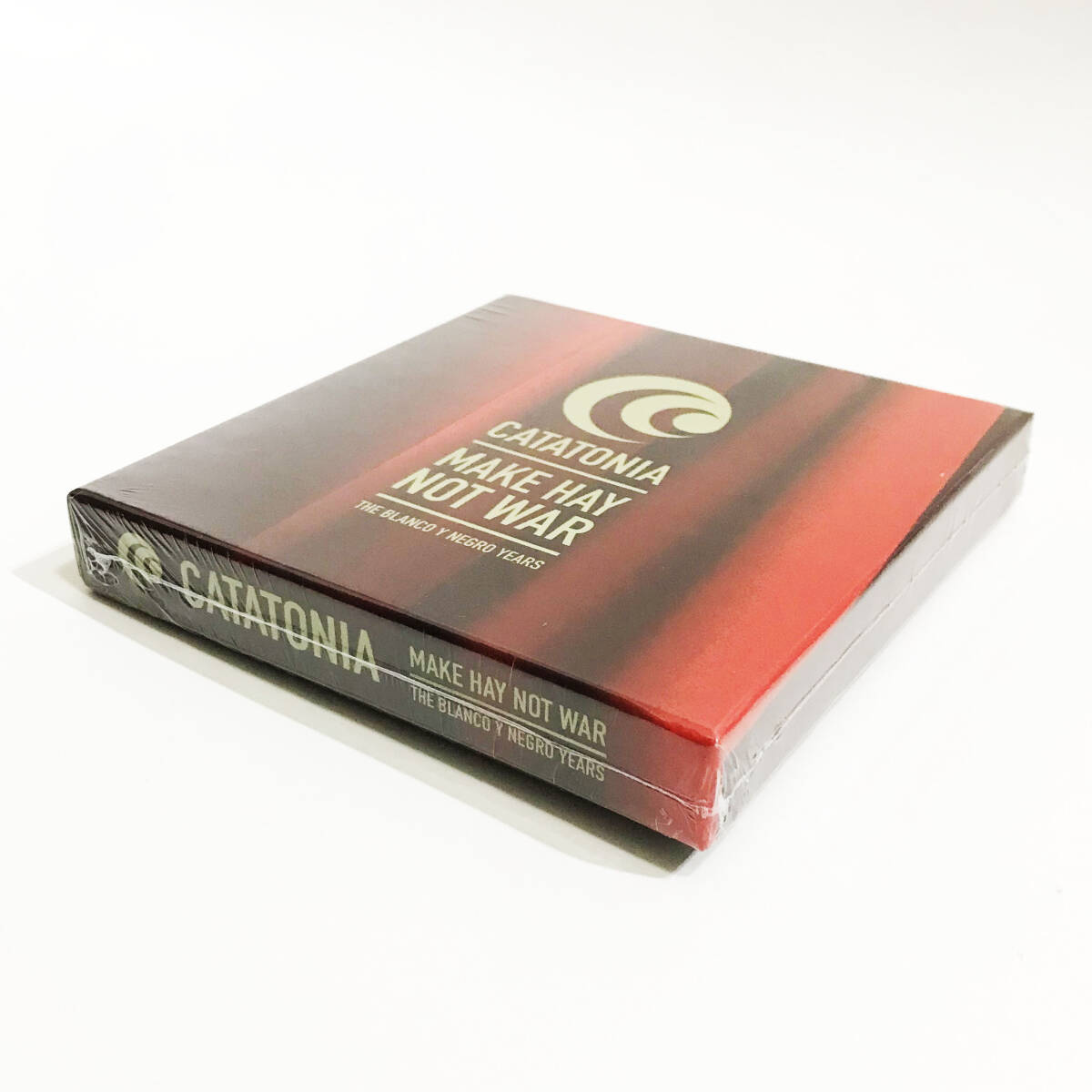 【送料無料！】新品購入一回再生！CATATONIA カタトニア「MAKE HAY NOT WAR - THE BLANCO Y NEGRO YEARS - 5CD CLAMSHELL BOX」_画像7