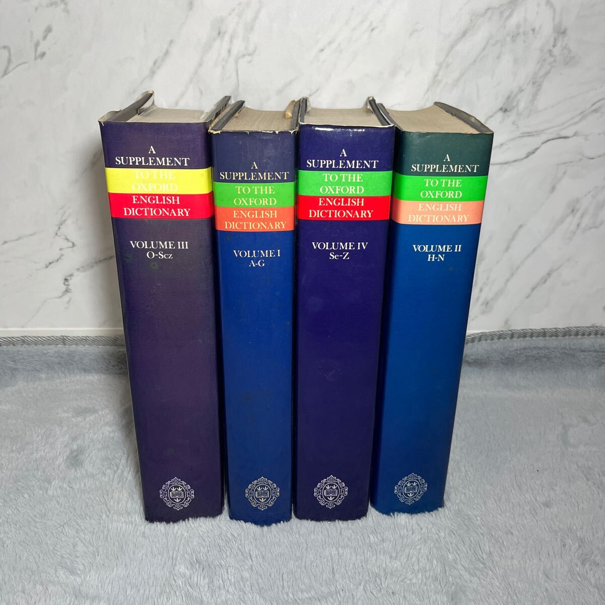 英英辞典 A SUPPLEMENT TO THE OXFORD ENGLISH DICTIONARY（OED) 全4巻セット オックスフォード英語大辞典 1986年 中古現状品 240503M13の画像1