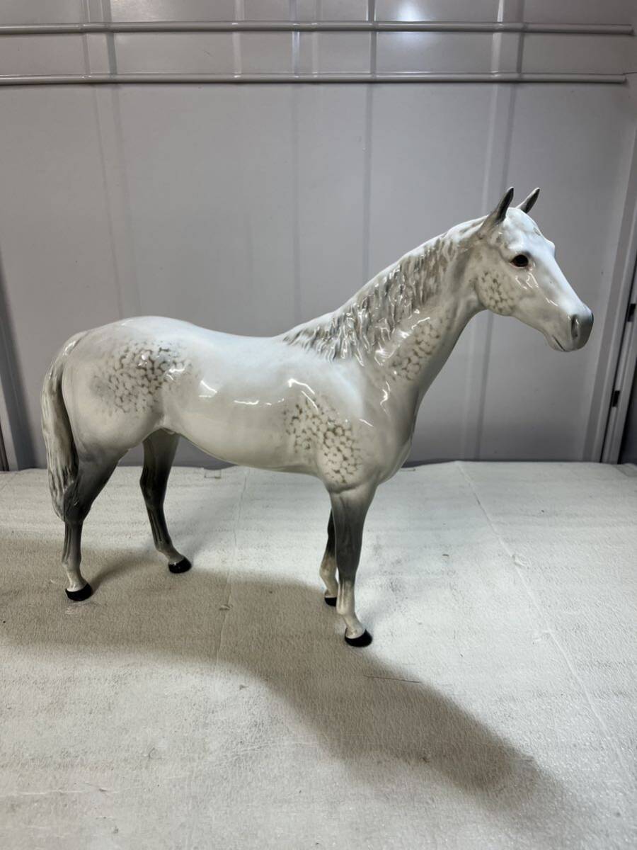 BESWICK ベスウィック 白馬 WHITE HORSE ホワイトホース 英国製 イングランド 馬 ホース 競走馬 置物 インテリア フィギュリン 陶器 現状品_画像1