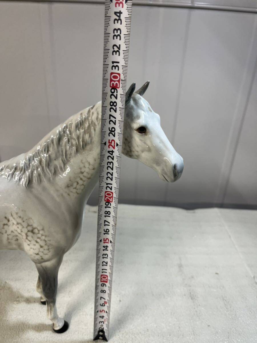BESWICK ベスウィック 白馬 WHITE HORSE ホワイトホース 英国製 イングランド 馬 ホース 競走馬 置物 インテリア フィギュリン 陶器 現状品_画像8