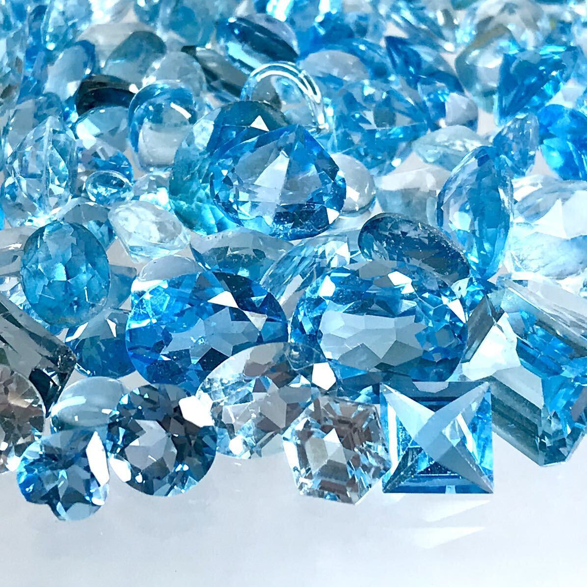 ( натуральный голубой топаз . суммировать 200ct)m разрозненный камни не в изделии ювелирные изделия голубой топаз jewelry blue topaz i