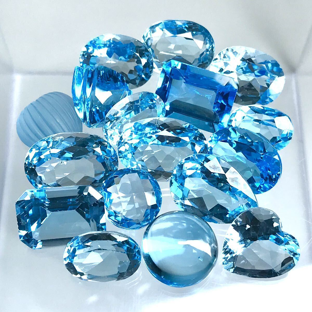 (天然ブルートパーズ17点おまとめ200ct)m ルース 裸石 ジュエリー ブルートパーズ jewelry blue topaz i①の画像3