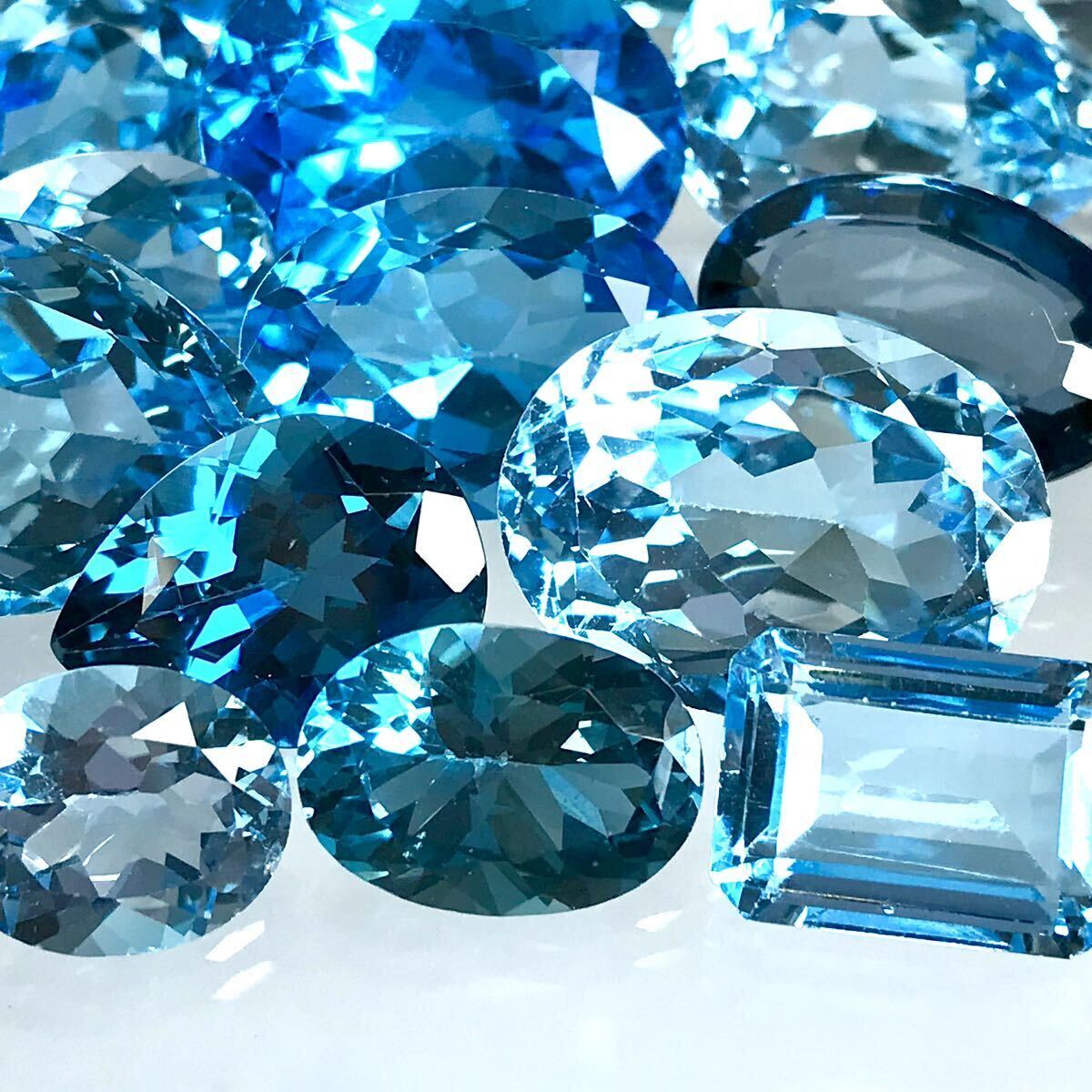 (天然ブルートパーズ16点おまとめ200ct)m ルース 裸石 ジュエリー ブルートパーズ jewelry blue topaz i_画像1
