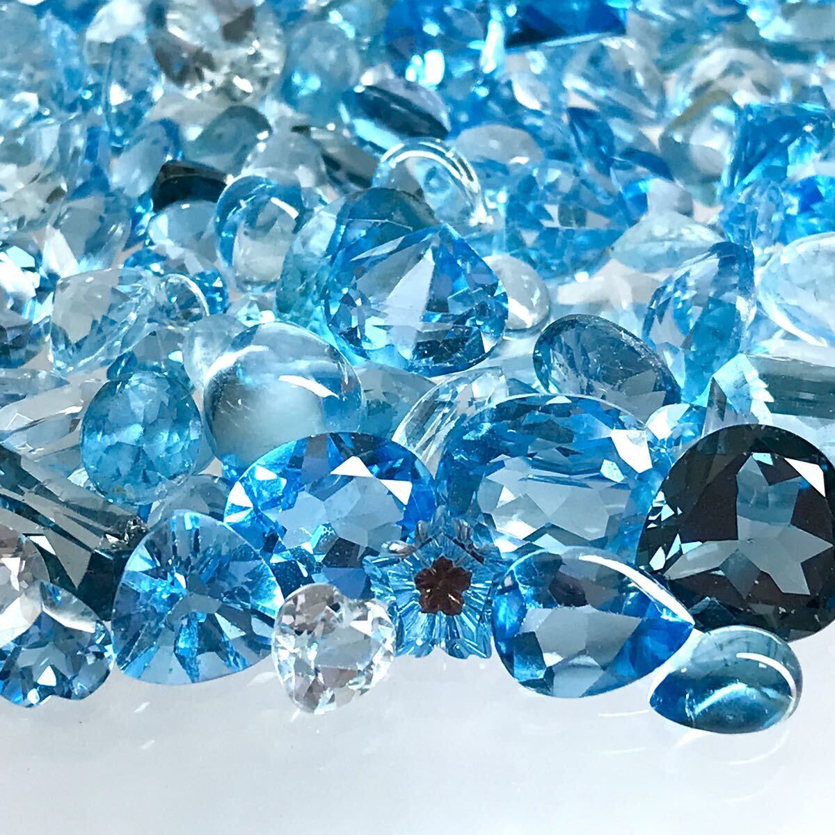 (天然ブルートパーズおまとめ200ct)m ルース 裸石 ジュエリー ブルートパーズ jewelry blue topaz i_画像2