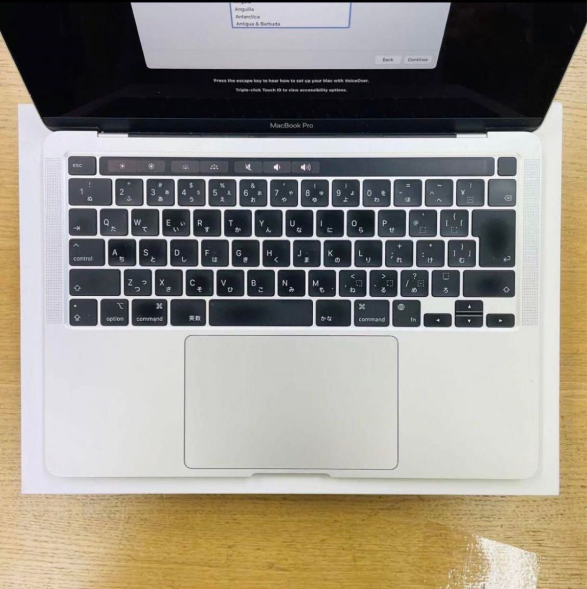 Macbook pro  M2 16GB 1TB 13インチ シルバー