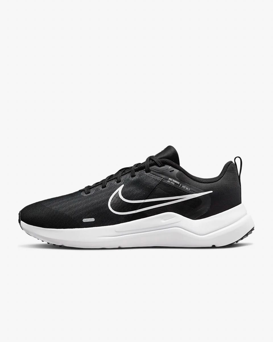 0時までタイムセール　新品　NIKE DOWN SHIFTER 12