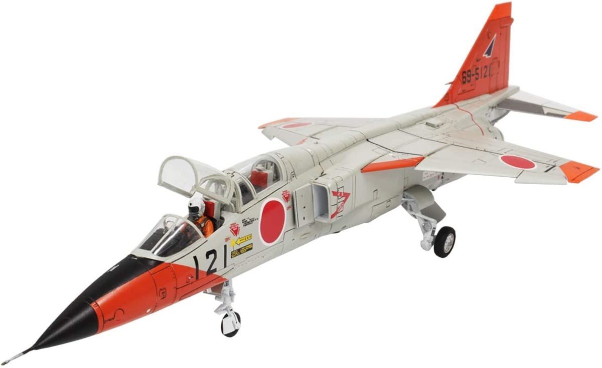 プラッツ AC-44 1/72 航空自衛隊 練習機 T-2 前期型 パイロットフィギュア付_画像1