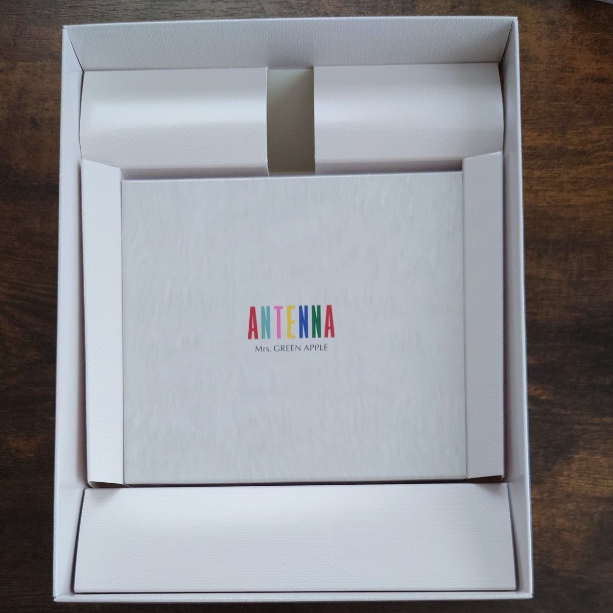 完全生産限定BOX盤 Mrs GREEN APPLE CD+Blu-ray+GOODS/ANTENNA 完全生産限定BOX盤 Mrs GREEN APPLE CD+Blu-ray+GOODS/ANTENNA