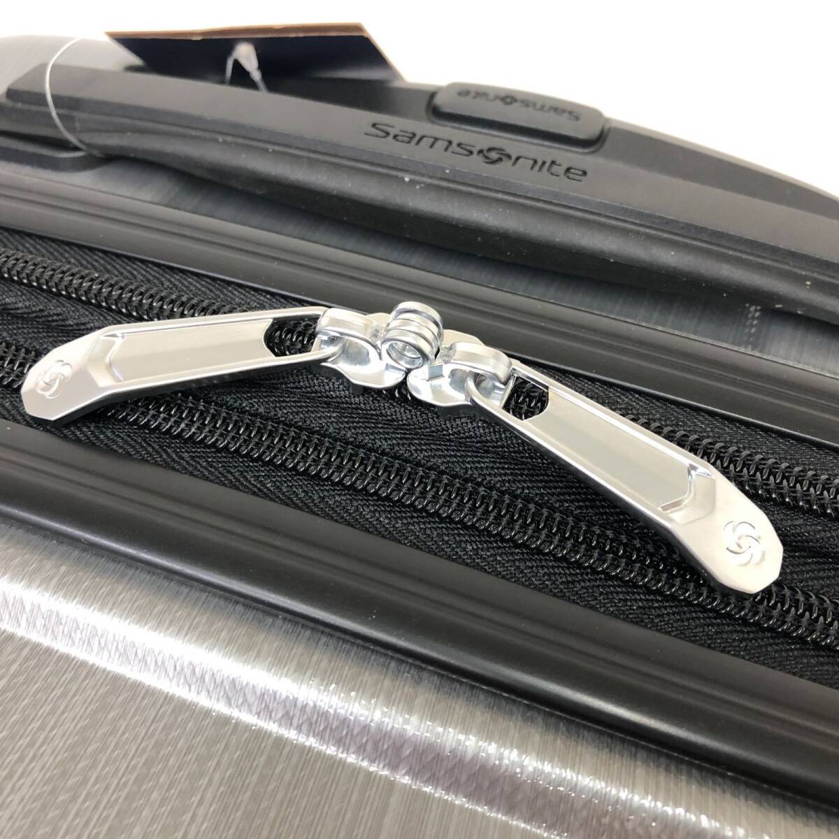 Samsonite サムソナイト ジッププラス スーツケース 機内 Samsonite サムソナイト ジッププラス スーツケース 機内