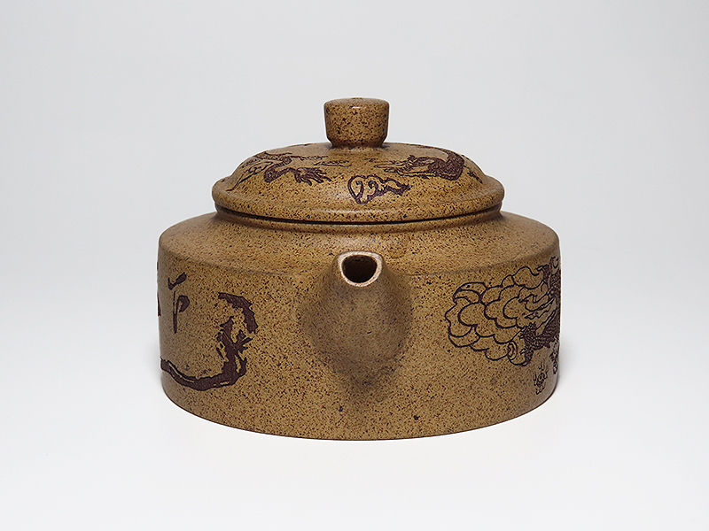 中国伝統工芸品陶器.紫砂.朱泥の急須.龍の彫り物.無傷。_画像10