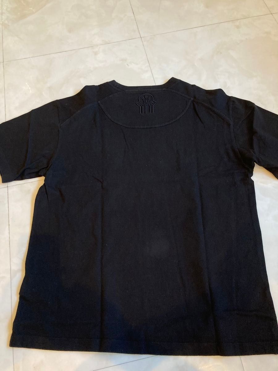サイズL】モンクレール Tシャツ MONCLER 半袖　ブラック　黒
