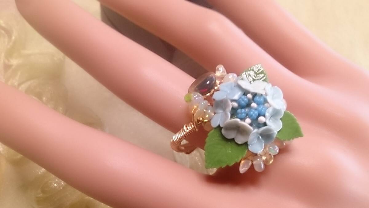 *NM* opal 2 kind . purple . flower. Gold color wire ring (*^^*)* size free size *