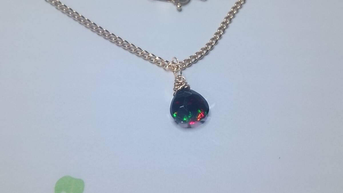 ☆NM☆ブラックオパールペアシェイプ　1.25ct　14Kgf ペンダントトップ(*^^*)☆普通のチェーン45ｃｍ付属☆YP12_画像6