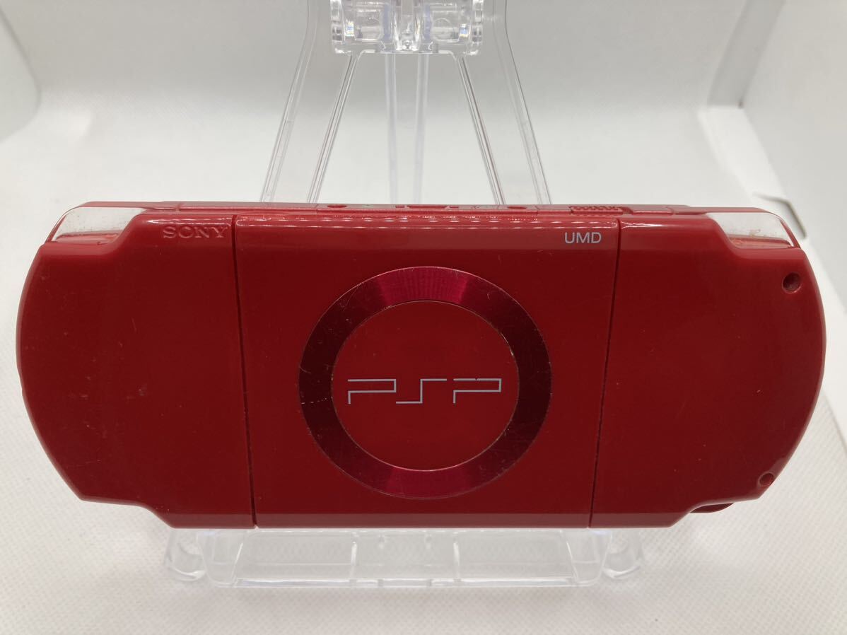 液晶美品　PSP2000レッド　メモリースティック付き　SONY ソニー プレイステーションポータブル _画像4