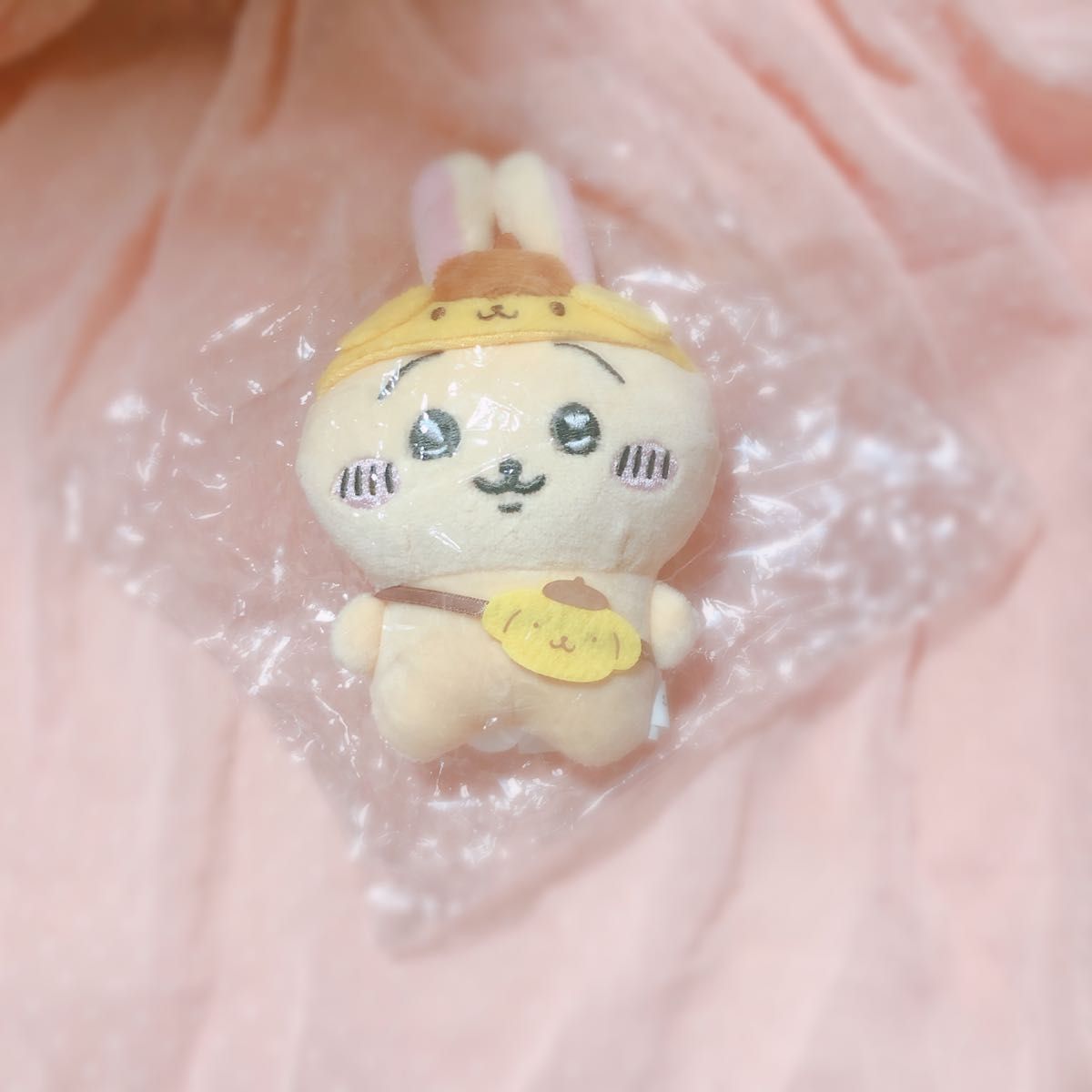 ちいかわ サンリオコラボ ポムポムプリン うさぎ マスコット 美 ちいかわ サンリオコラボ ポムポムプリン うさぎ マスコット 美