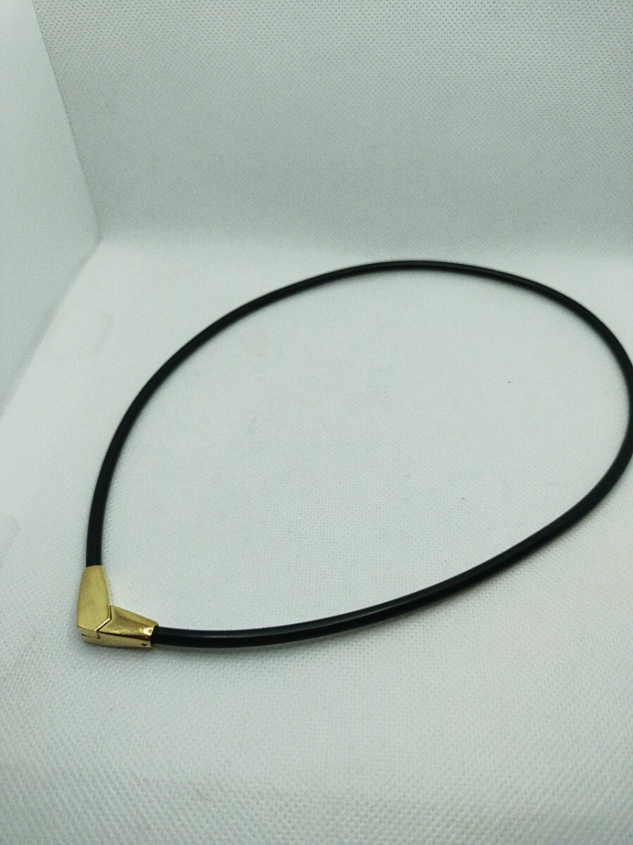 コラントッテ オルト 磁気ネックレス ネックレス ALT ブラック×ゴールド Lサイズ 51cm HPY-17000 【動作確認品】 の画像4