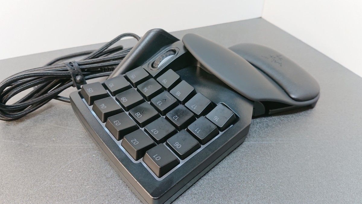 Razer TARTARUS V2 ゲーミングキーパッド ①(左手デバイス Razer TARTARUS V2 ゲーミングキーパッド ①(左手デバイス