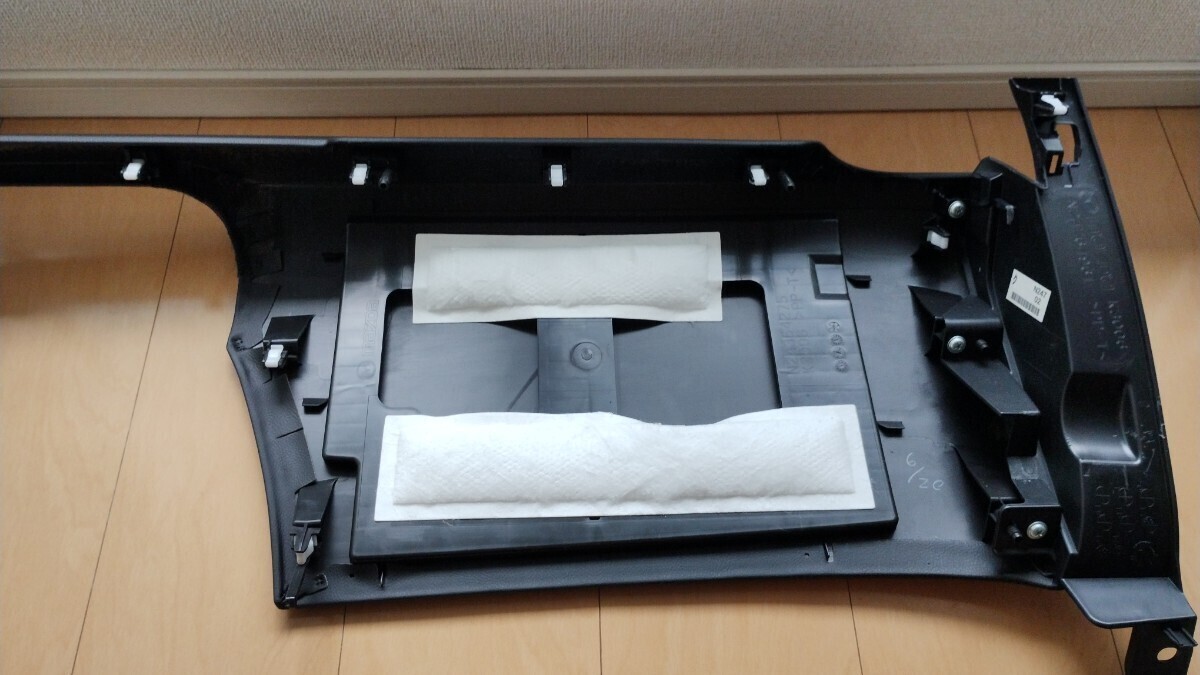 マツダ純正 NDロードスター用デコレーションパネル レッド マツダ純正 NDロードスター用デコレーションパネル レッド