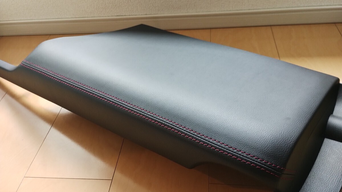 マツダ純正 NDロードスター用デコレーションパネル レッド マツダ純正 NDロードスター用デコレーションパネル レッド