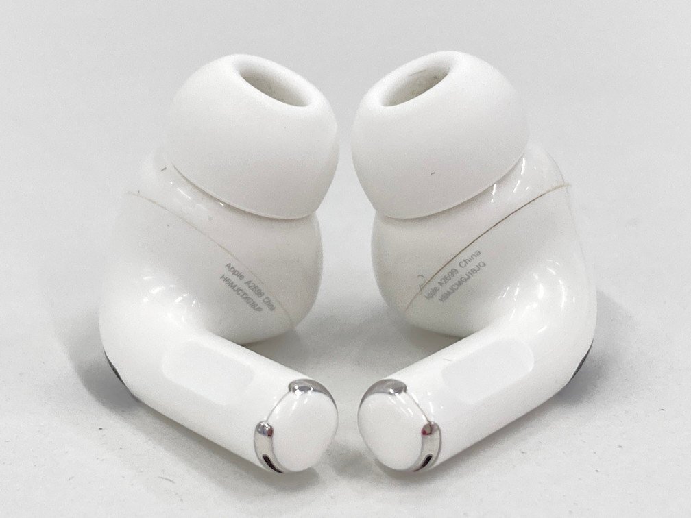 Apple AirPods Pro 第2世代 A2698 / A2699 / A2700 付属品 箱付き ペアリング解除済み【CEAD5018】の画像4