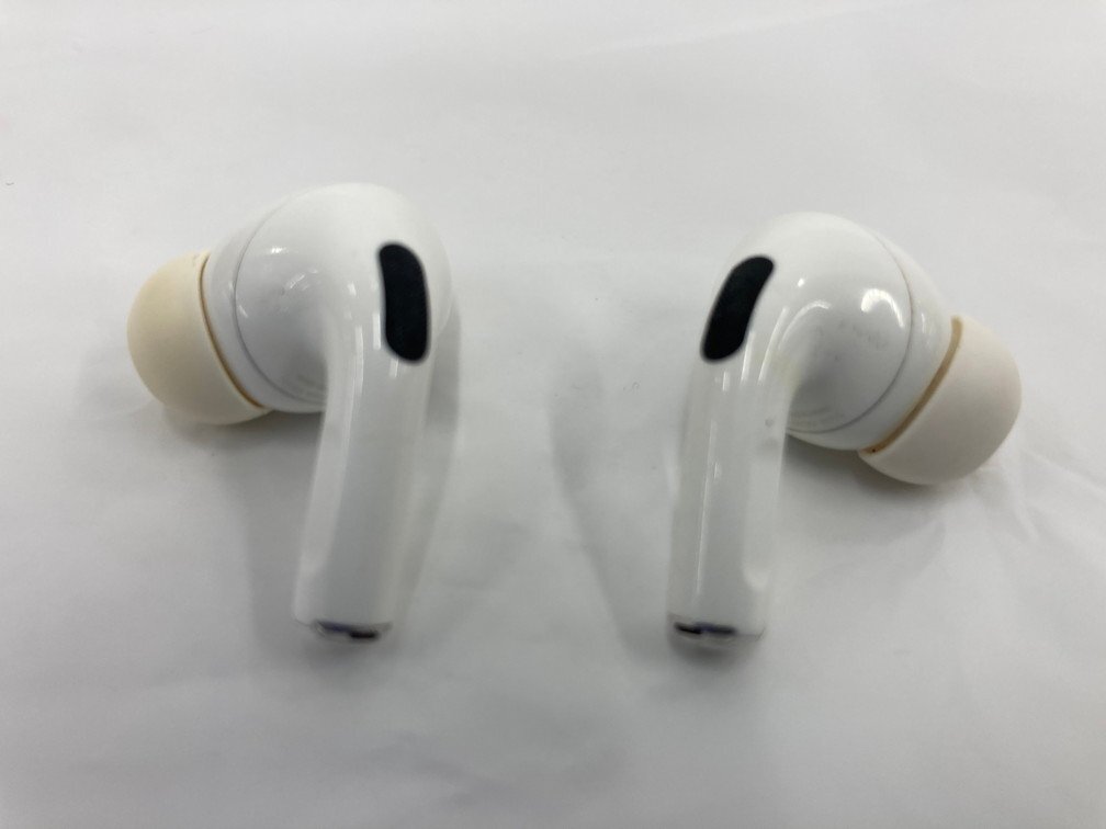 Apple アップル　AirPods Pro エアポッズプロ　モデル名A2083 A2084 A2190　第1世代 ペアリング解除済【CDAZ2008】_画像2