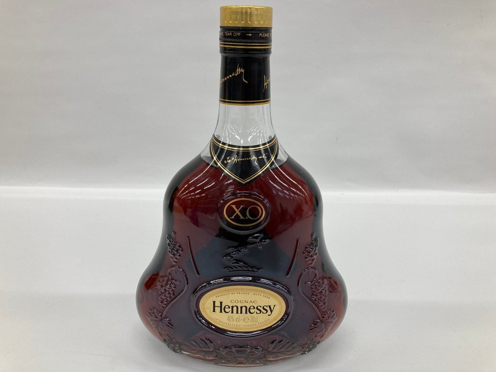 Hennessy　ヘネシー　XO　コニャック　金キャップ　クリアボトル　700ml　40％　箱付き　未開栓　国外酒【CEAN4003】_画像2