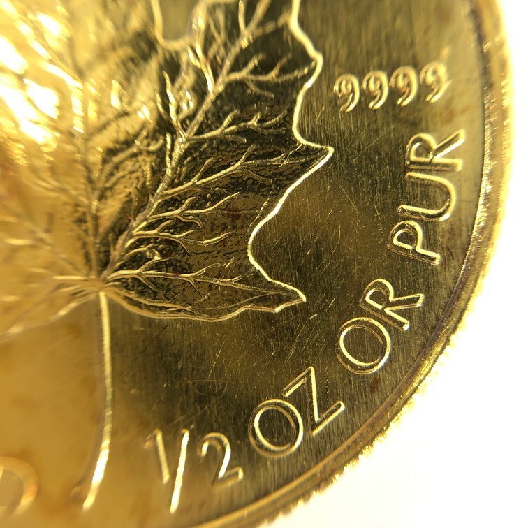 K24IG カナダ メイプルリーフ金貨 1/2oz 1998 総重量15.5g【CEAG7074】の画像4