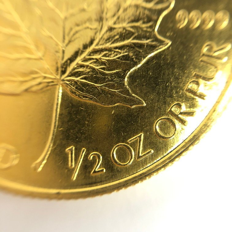 K24IG Canada Maple leaf gold coin 1/2oz 1996 gross weight 15.5g[CEAB6042]