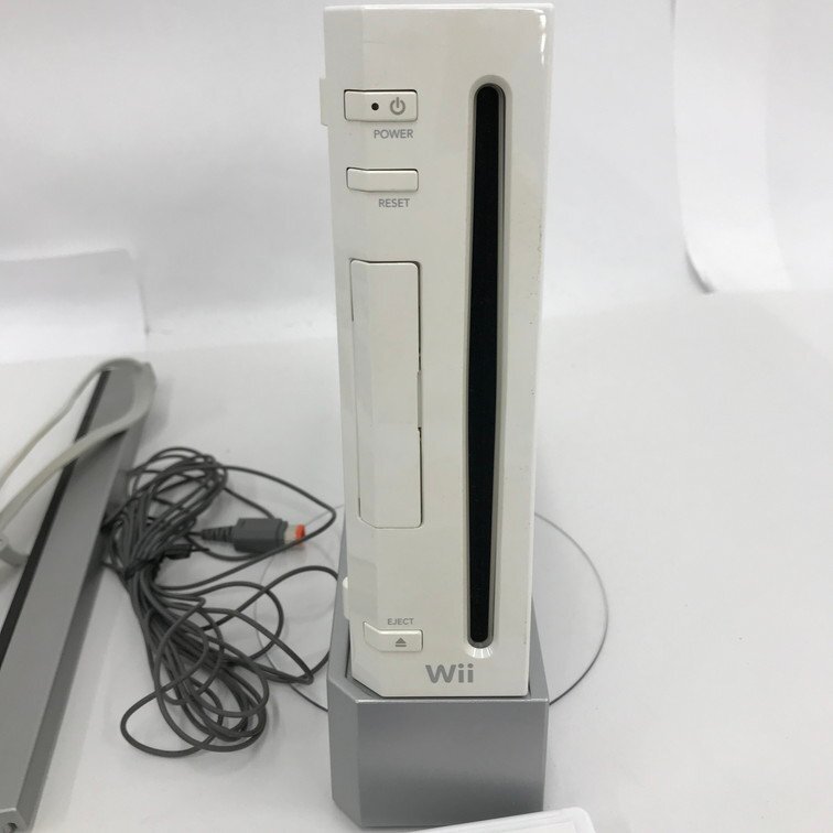 Nintendo ニンテンドー Wii 本体 RVL-001 / コントローラー / ヌンチャク / ソフト×8 他 おまとめセット【CEAL9016】_画像5