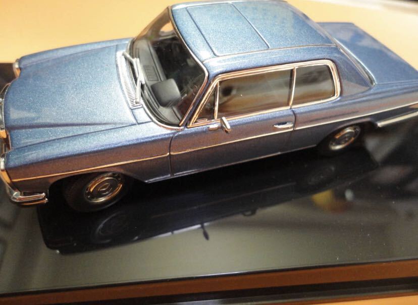 希少 1:43 1/43 ミニカー AUTOart オートアート メルセデスベンツ Mercedes-Benz W114/115 280C 280CE coup クーペの画像5