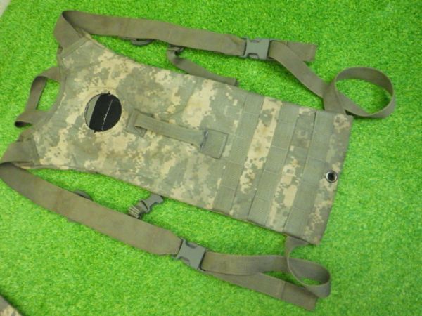 I:ACUハイドレーションキャリアーサバゲーUSMC♪沖縄米軍放出♪人気ミリタリー良品！MOLLE2 CARRIER,HYDRATION SYSTEMコスプレ_画像7