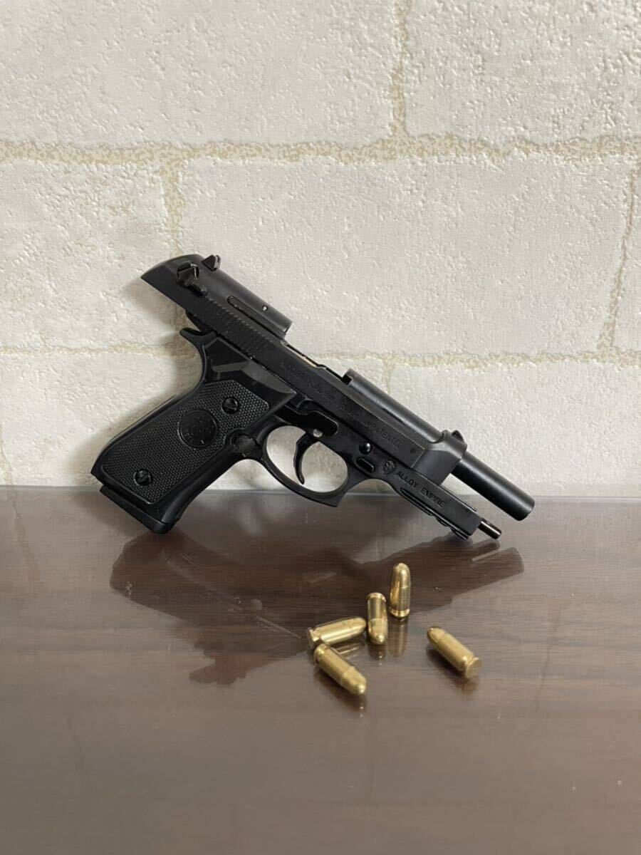 m92f 1/2スケール 金属製ミニチュア モデルガン 排莢アクション スライドストップベレッタ BERETTA モデルガン ハンドガン 訳あり品の画像3