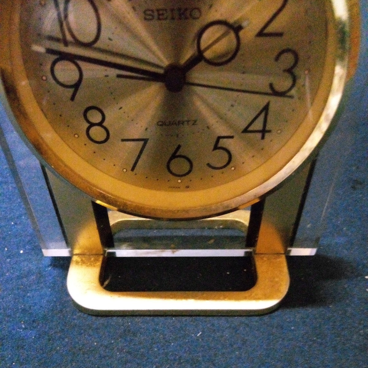 SEIKO セイコー 置時計 目覚まし時計 卓上時計 「QP345D」 クォーツ アナログ 電池式 約13×11cm 厚さ約6cm 動作確認済み_画像3