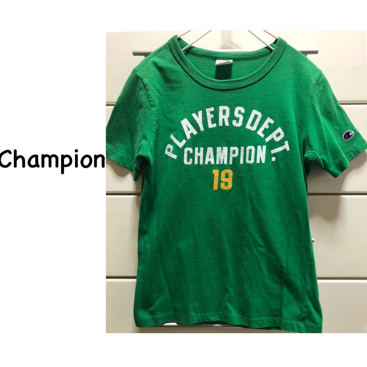 【送料込み】　Champion 英字　ナンバリング　コットン　半袖　Tシャツ　M グリーン　緑　チャンピオン　半袖Tシャツ　レディース_画像1