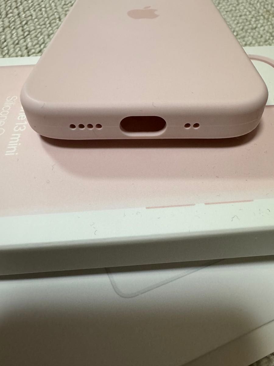 8ヶ月使用　Apple 純正シリコンケース　Magsafe対応　iPhone13 mini ピンク　MM203FE/A