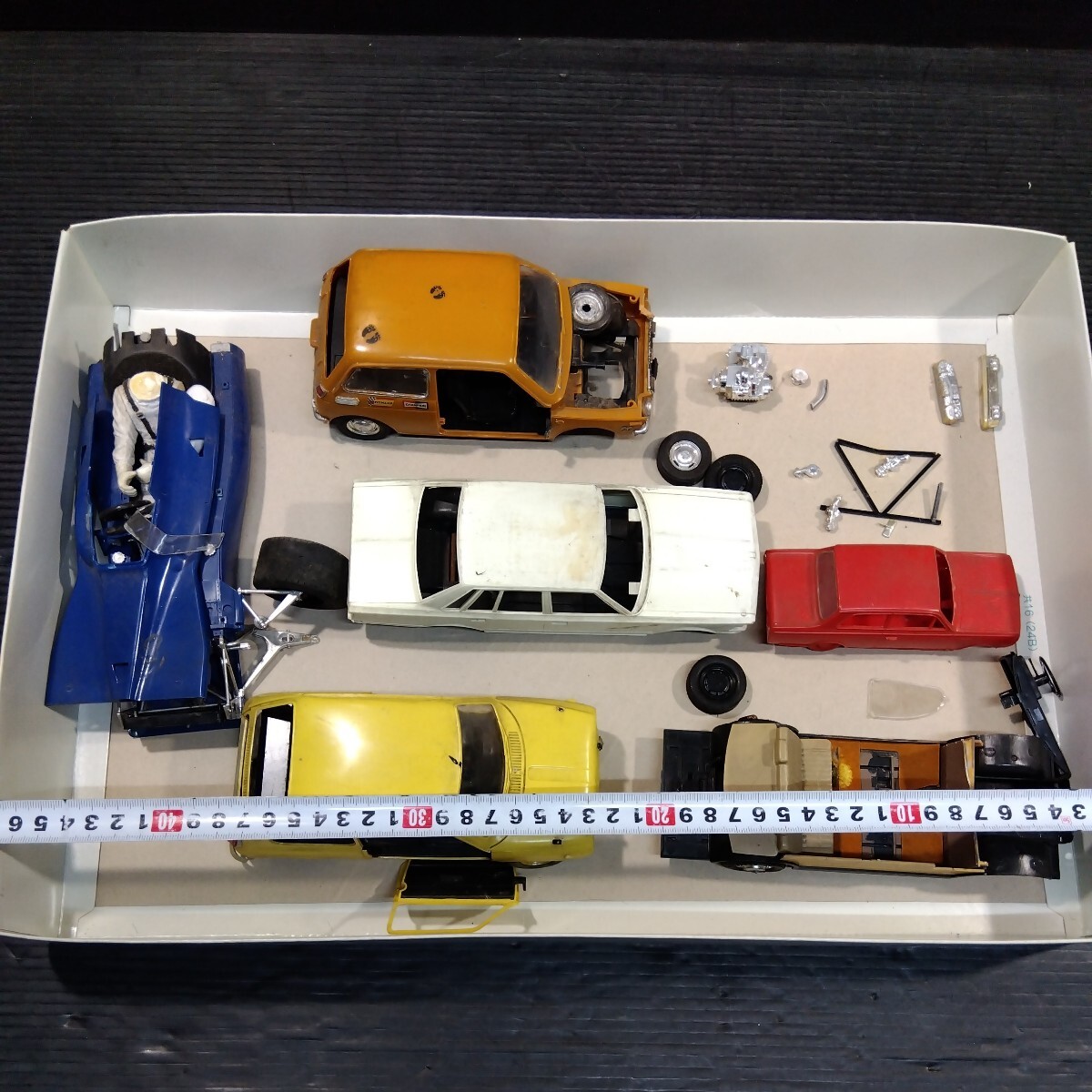  present condition goods collection settled automobile plastic model parts parts taking . also passenger vehicle Formula F-1 racing car together Showa Retro Kyosho, Tamiya series toy 