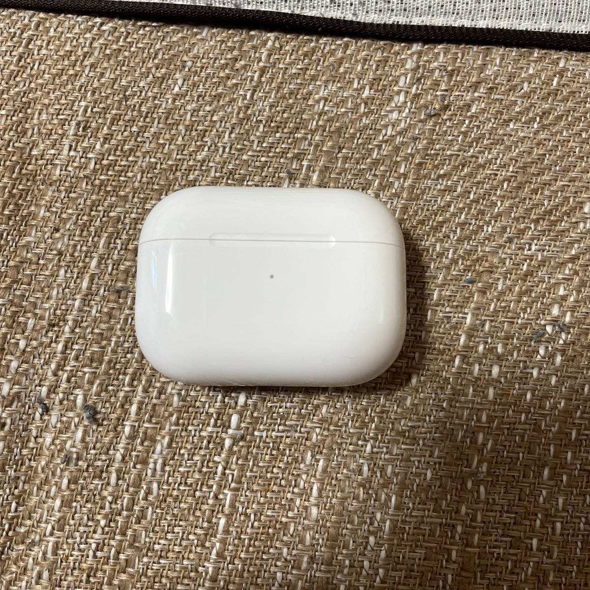 Apple AirPods Pro 第2世代 MQD83J/A 正規品 保証あり！